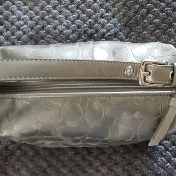 Authentic Small Coach Bag - Picture 2 of 3